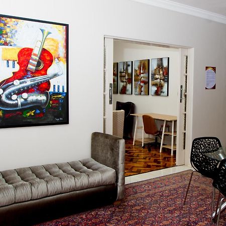 Jft Jewels Guest House East London Extérieur photo
