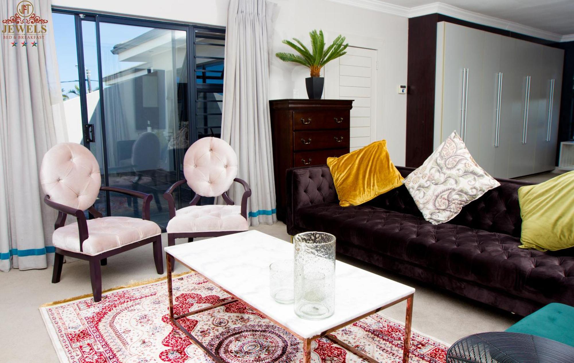 Jft Jewels Guest House East London Extérieur photo