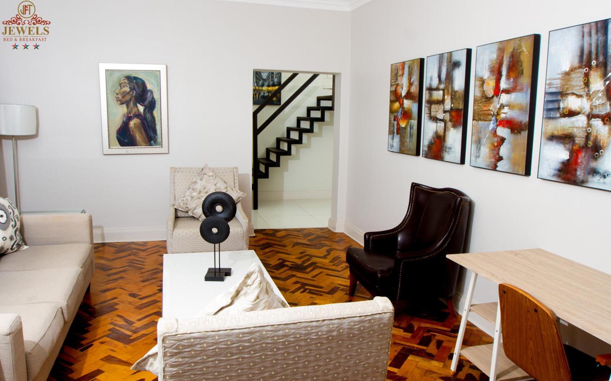 Jft Jewels Guest House East London Extérieur photo